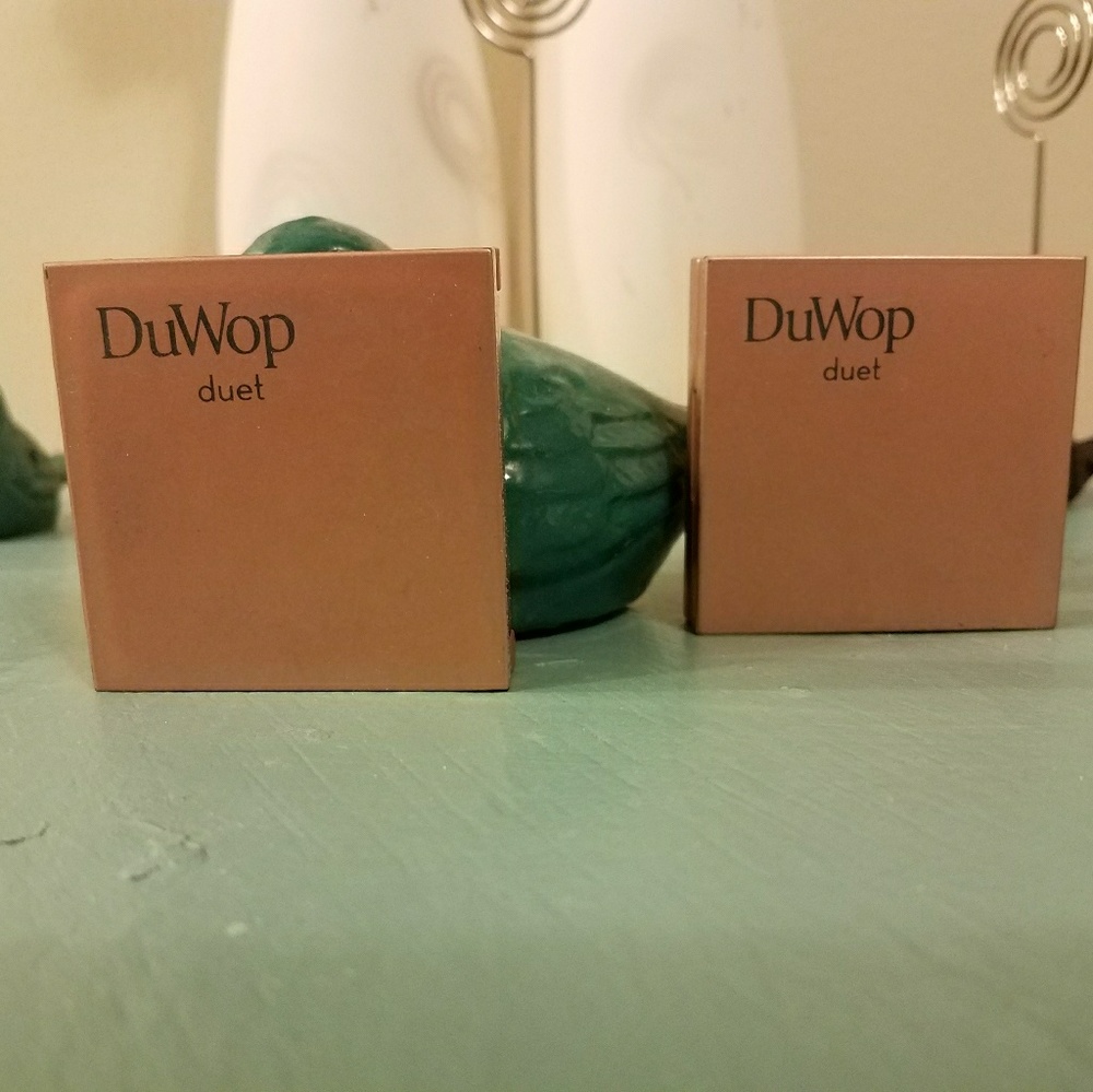 2 du wop eye shadow duo sets